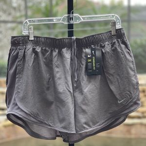 NIKE WOMENS TEMPO RUNNING SHORTS DB4487-067 GRAY